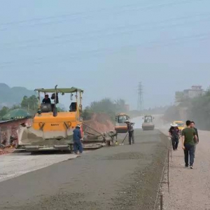 公司中標(biāo)紅河州滇南綠洲城市綜合體市政道路工程